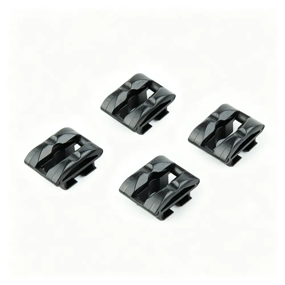 DYR500010 Bumper Clip - Land Rover — product photo 2 of 4 — aftermarket auto part by MotiveCrate