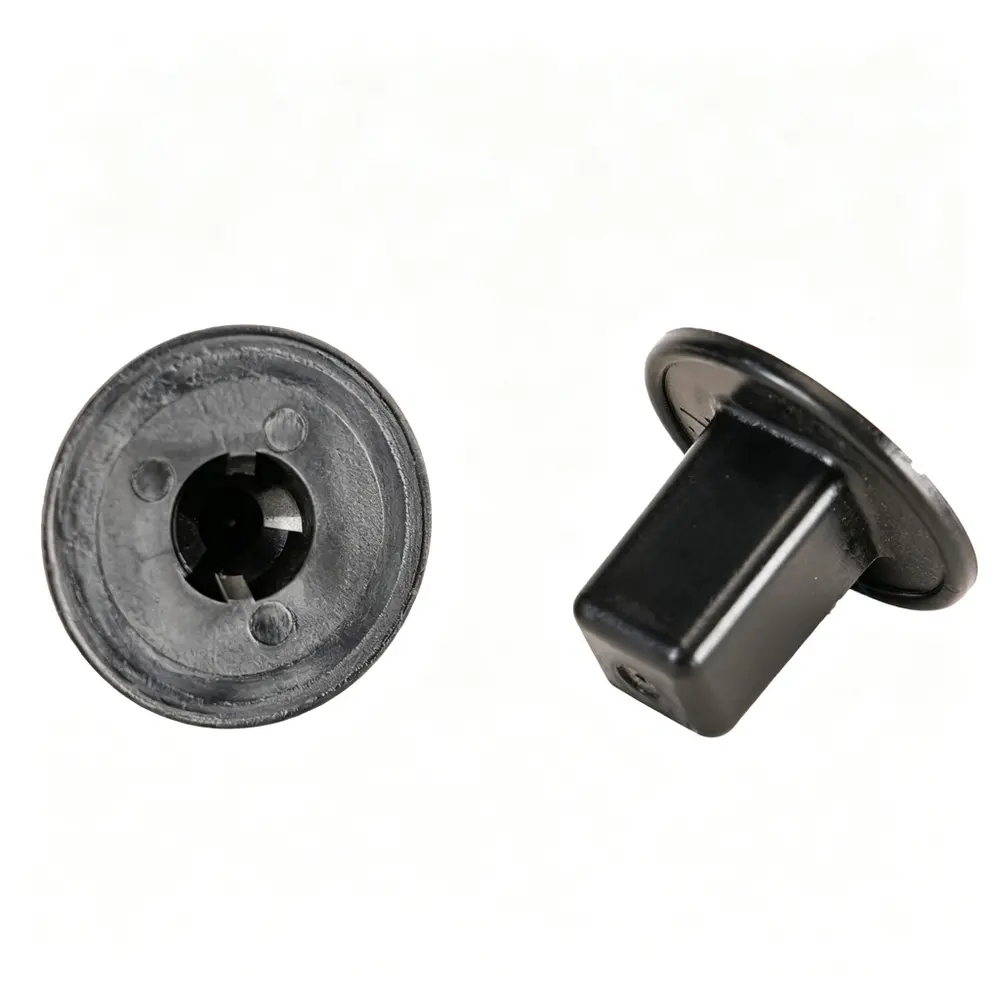 1062702648291 Fender & Wheel Arch Clip - BYD / Changan — product photo 2 of 4 — aftermarket auto part by MotiveCrate