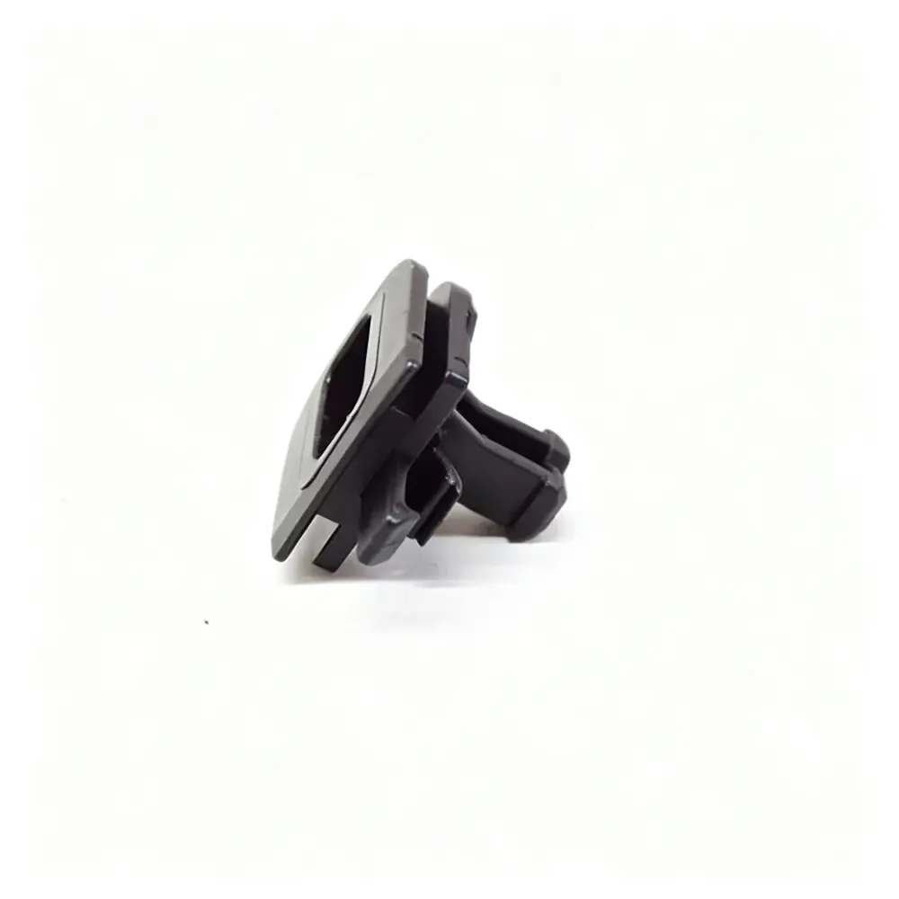 5G0868563 Door Panel Trim Clip - Volkswagen / Audi — product photo 3 of 4 — aftermarket auto part by MotiveCrate