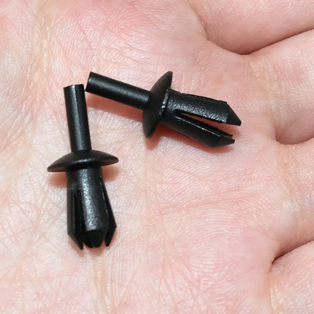 710627591227 Fender & Wheel Arch Clip - Universal Fit — product photo 3 of 4 — aftermarket auto part by MotiveCrate