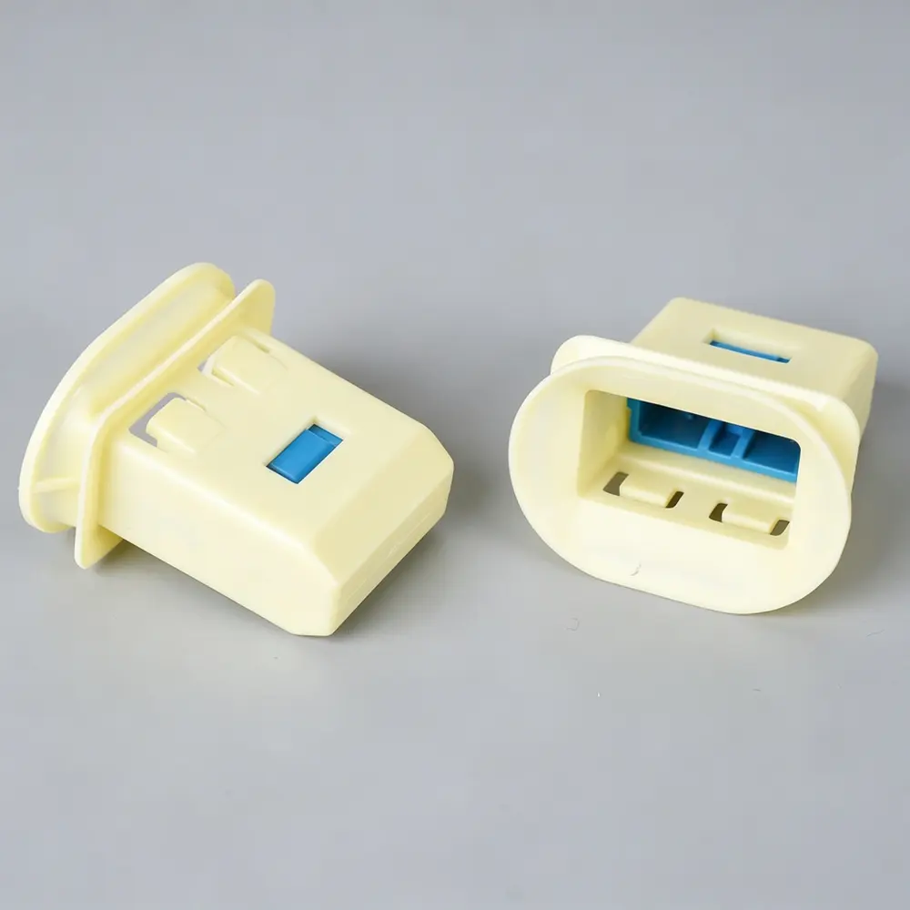 Q837S10 Seat Clip — product photo 3 of 4 — aftermarket auto part by MotiveCrate