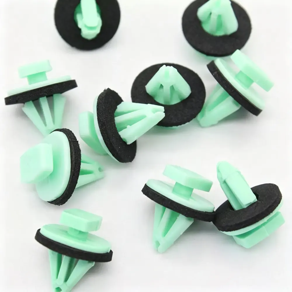 11569920 Fender & Wheel Arch Clip - Chevrolet / Buick / Cadillac — product photo 2 of 4 — aftermarket auto part by MotiveCrate
