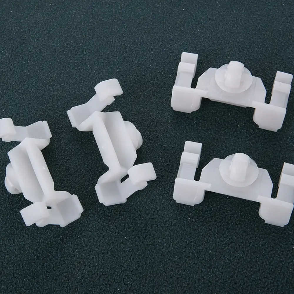 W211C219W221CLS Door Panel Trim Clip - Mercedes-Benz — product photo 3 of 4 — aftermarket auto part by MotiveCrate