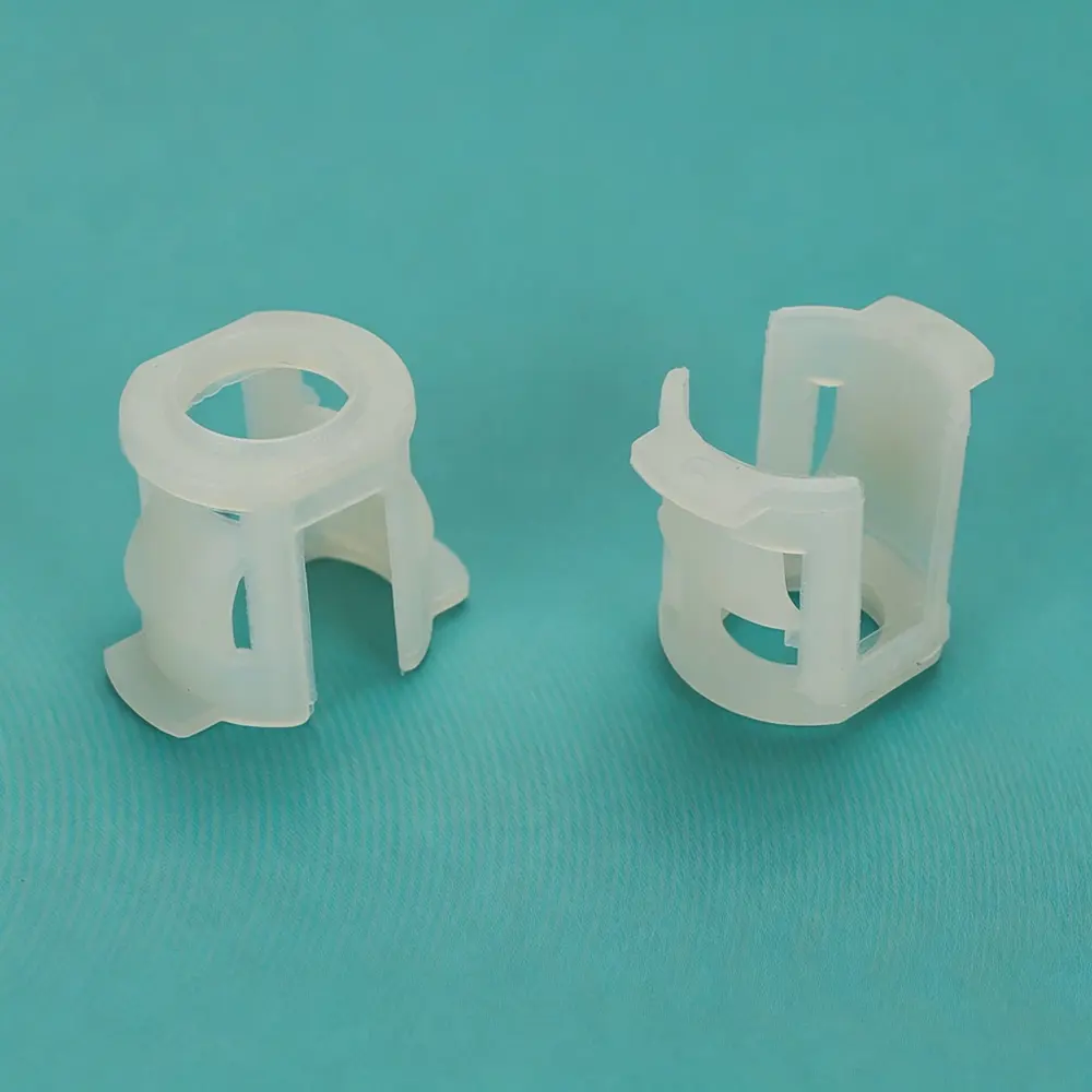 123880640 Hood Clip - Chevrolet / Cadillac / Chrysler — product photo 3 of 4 — aftermarket auto part by MotiveCrate
