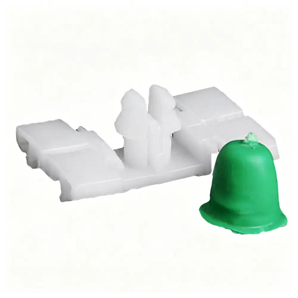 710263188237 Fender & Wheel Arch Clip - Universal Fit — product photo 2 of 4 — aftermarket auto part by MotiveCrate