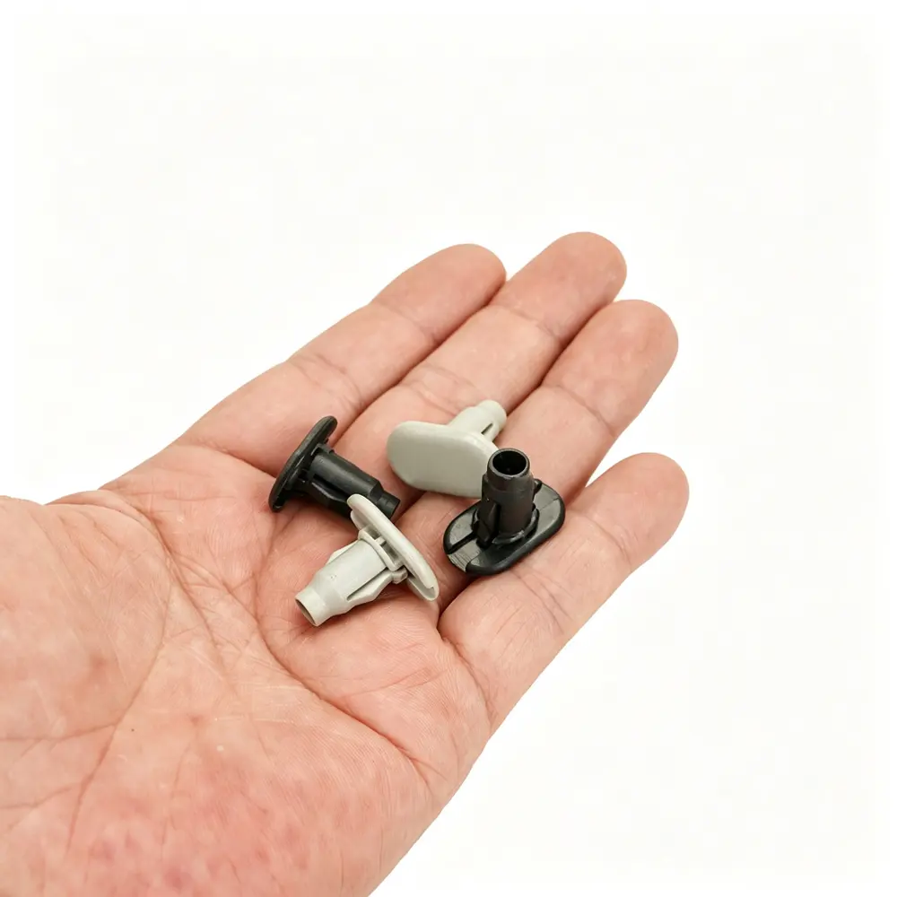 7586760020-B2 Rocker Panel & Door Sill Clip - Lexus — product photo 2 of 4 — aftermarket auto part by MotiveCrate