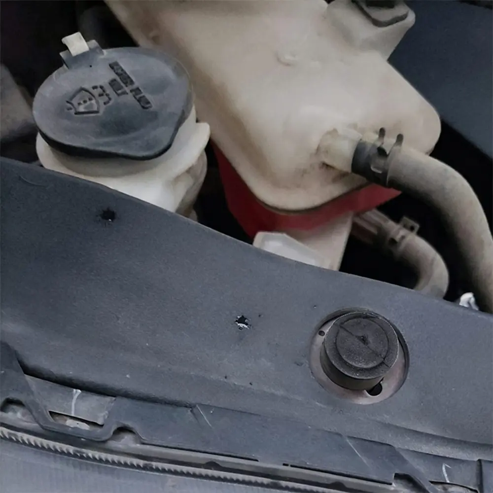 712039302169 Hood Clip - Hyundai — product photo 4 of 5 — aftermarket auto part by MotiveCrate