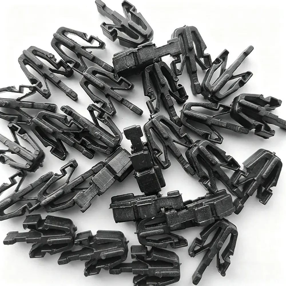 711648926599 Grille Clip - Toyota / Honda / Mitsubishi — product photo 4 of 5 — aftermarket auto part by MotiveCrate