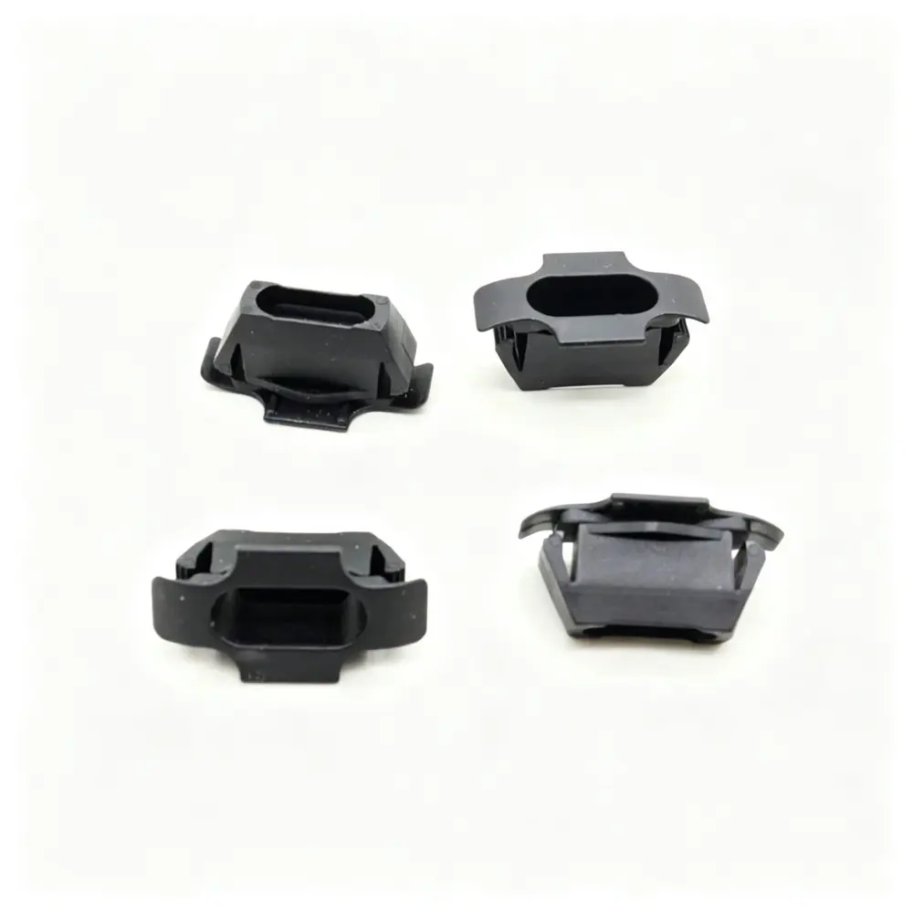 LR018173LR011729 Grille Clip - Land Rover — product photo 3 of 4 — aftermarket auto part by MotiveCrate