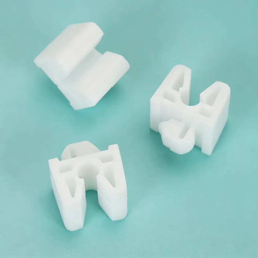 8942799770 Seat Clip - JAC — product photo 3 of 4 — aftermarket auto part by MotiveCrate